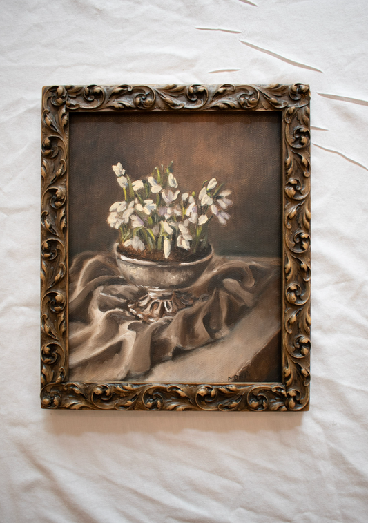 Snowdrops | 8x10 Vintage Frame